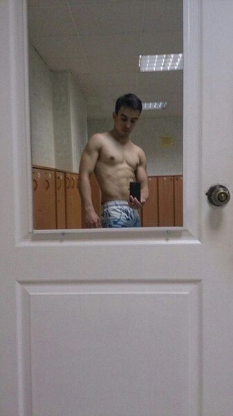  ,   Ganster, 27 ,   ,   