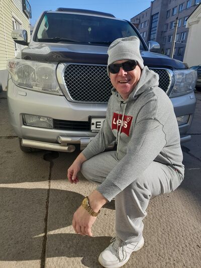  ,   Vyacheslav, 49 ,   ,   , c 
