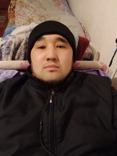  ,   Meirzhan, 33 ,   ,   