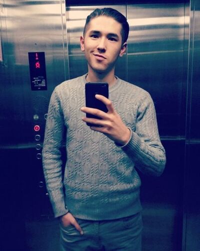  ,   Mustafo, 27 ,   