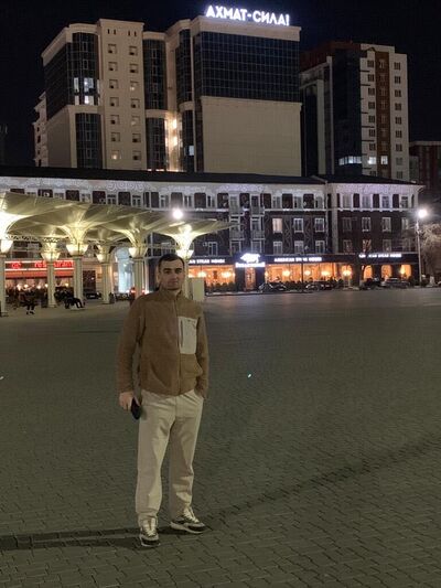  ,   Ruslan, 35 ,   ,   