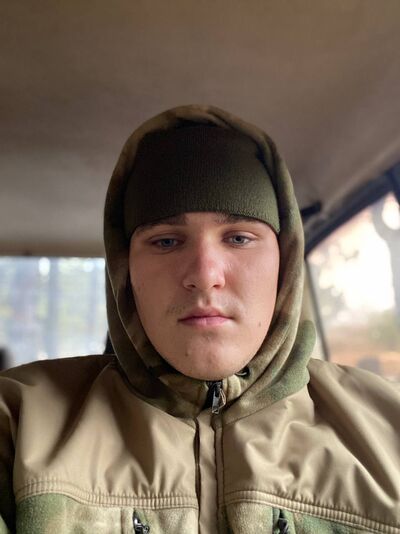 ,   Pavel, 28 ,   ,   