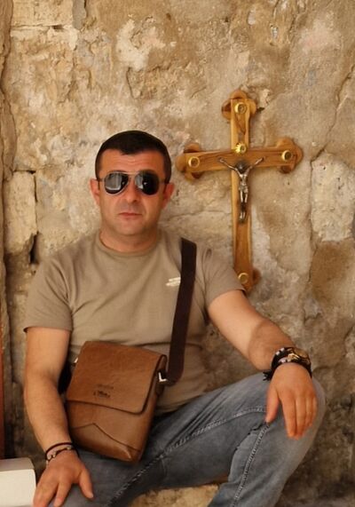  ,   Savvas, 46 ,   ,   
