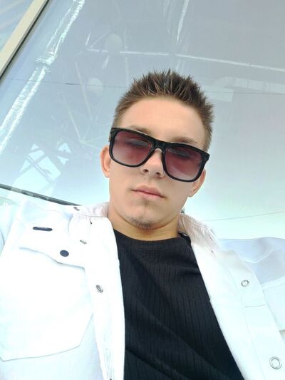  ,   Pavel, 23 ,   ,   