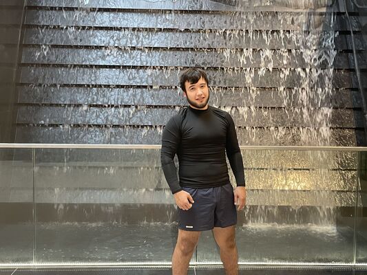  ,   Bekhruz, 25 ,   ,   , c 