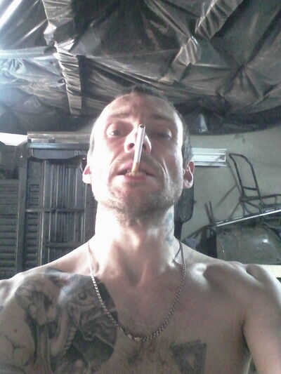  ,   Pavel, 47 ,   ,   , c , 