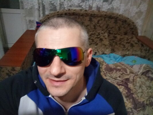  ,   Licemer, 42 ,   ,   , c 