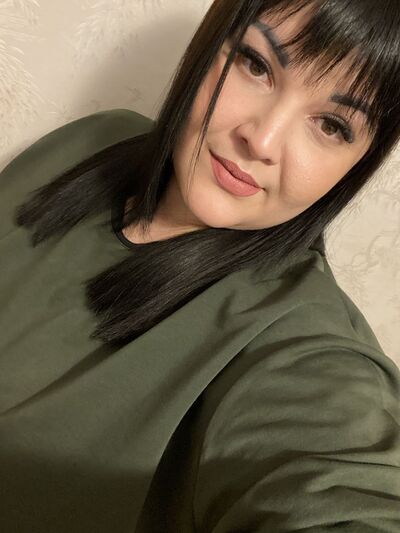  ,   Olena, 27 ,  