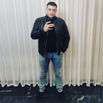 ,   Tim, 39 ,   