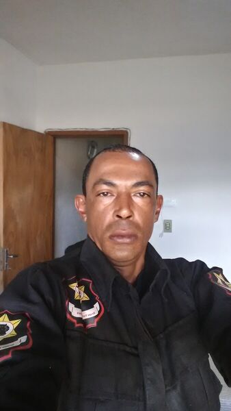  ,   Luiz, 49 ,   ,   , c 