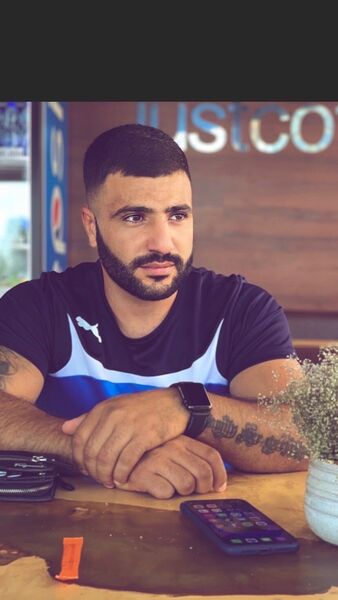  ,   Artyom, 33 ,   , 