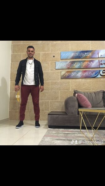  ,   Hussein, 34 ,   ,   