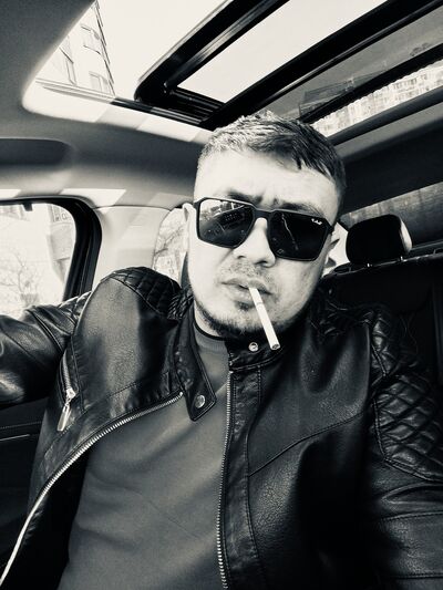  ,   Ali, 29 ,   ,   
