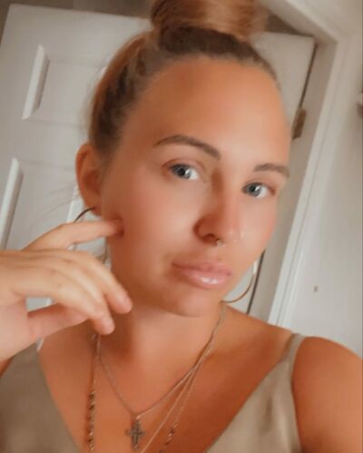  Udugampola,   Betsy monroe, 37 ,   ,   