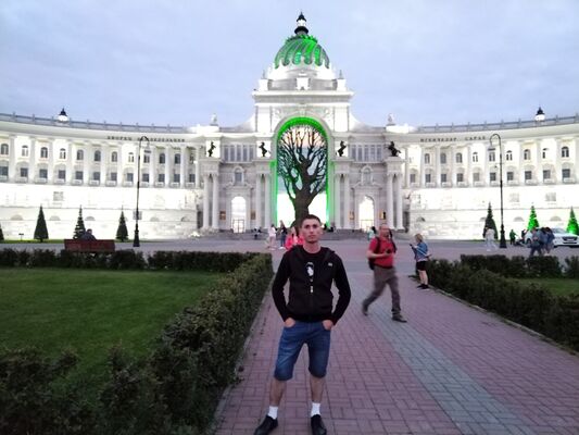  ,   Maksim, 25 ,   ,   , c , 
