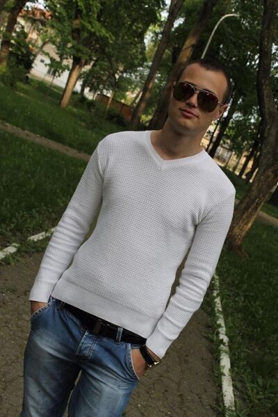  -,   Anton, 26 ,   ,   