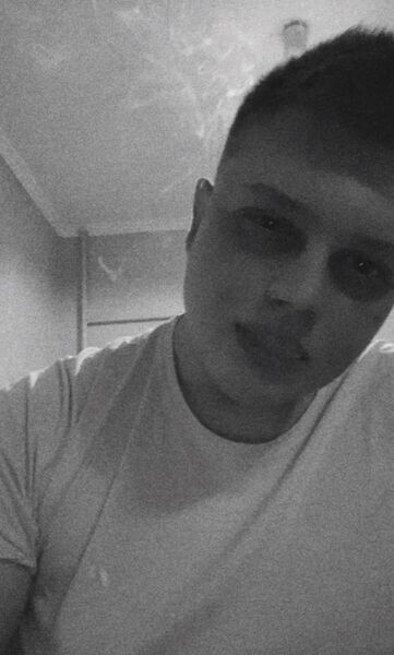  ,   Pavel, 22 ,   ,   