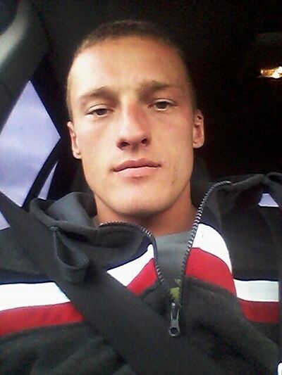  ,   Jevgeni, 39 ,   
