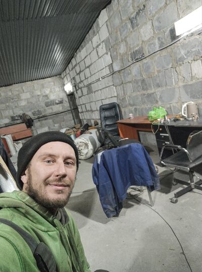  ,   Konstantin, 38 ,   ,   