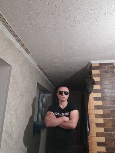  ,   Gheorghe, 24 ,   ,   