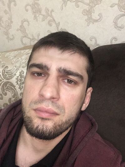  ,   Zaur, 35 ,   ,   , c 