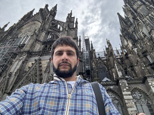  Studio City,   Sam, 35 ,   ,   