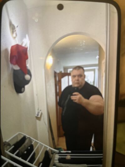  ,   Nik, 42 ,   ,   , 