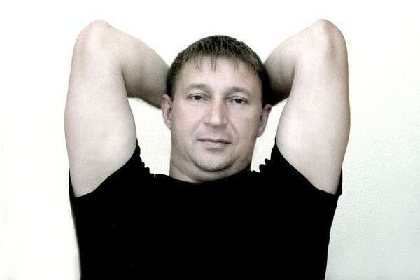  ,   Kalin, 48 ,   