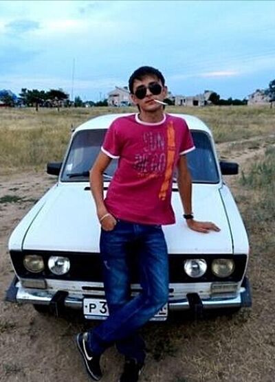  ,   Arman, 37 ,   ,   , c 
