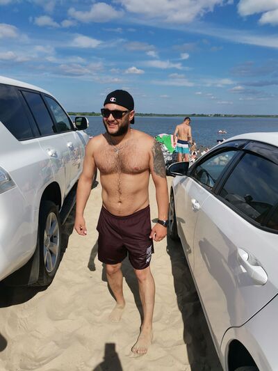  ,   Arthur, 29 ,   ,   
