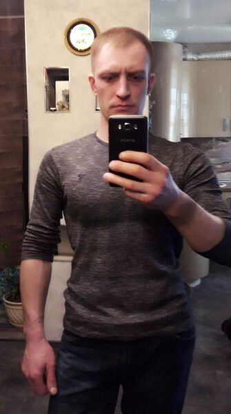  ,   Sergey, 39 ,   ,   