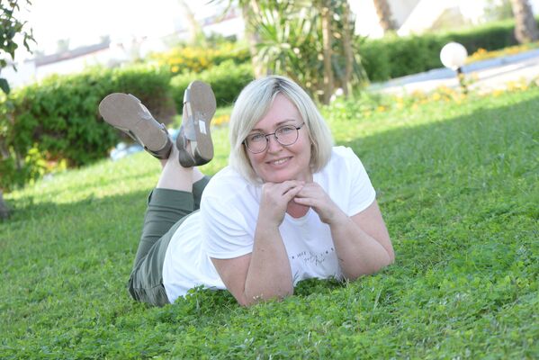  ,   Tasha, 40 ,   ,   