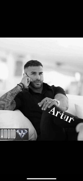  ,   Artur, 40 ,   ,   