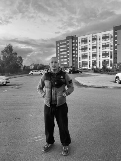  -,   Ilya, 25 ,   ,   
