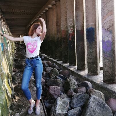  ,   Julie, 23 ,   ,   , c 