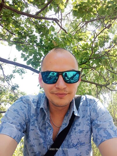  ,   , 33 ,   c 
