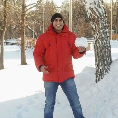  ,   Yasser, 47 ,     , c 