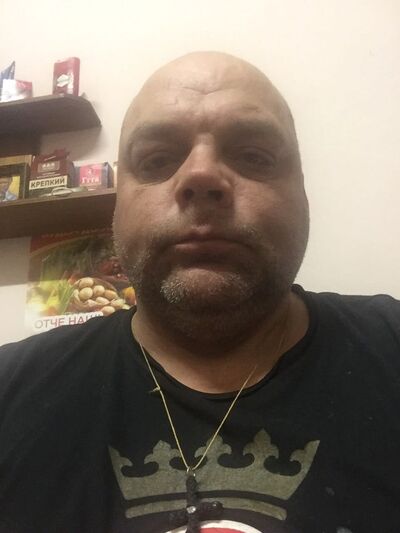  ,   Edgars, 43 ,   c 