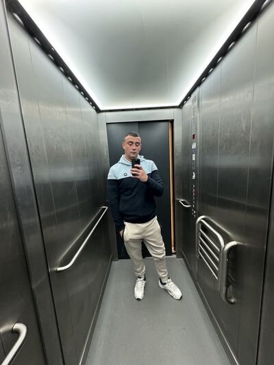  ,   Shaposhnik, 32 ,   ,   