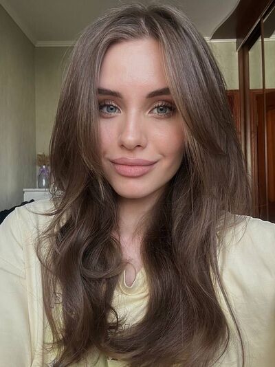  --,   Alice, 22 ,   ,   