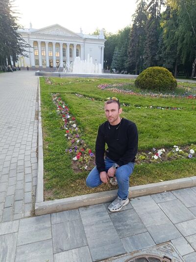   ,   Alex, 37 ,  