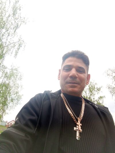  ,   Nany, 42 ,   ,   