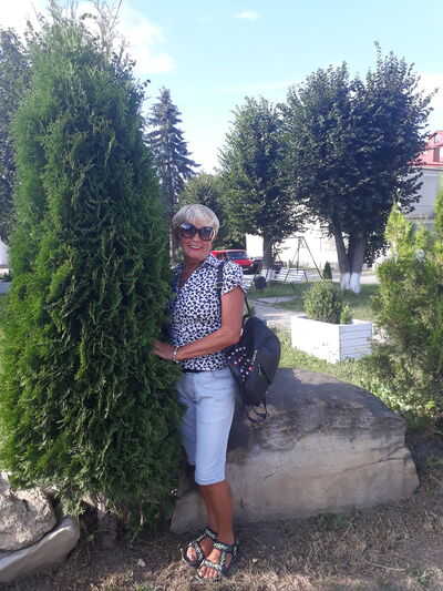  Kempen,   Tanya, 69 ,  