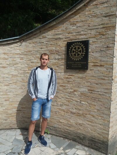  ,   Viktor, 31 ,   ,   , c 
