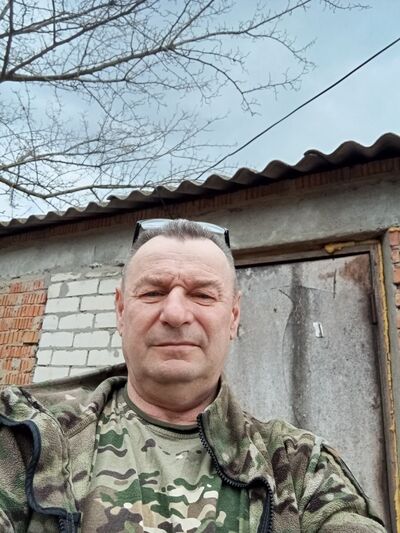  ,   Ivan, 54 ,   ,   
