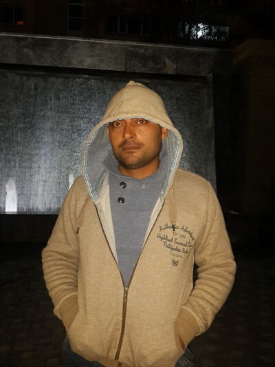  ,   Emil, 44 ,     , c 
