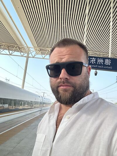  ,   Andrei, 38 ,   ,   