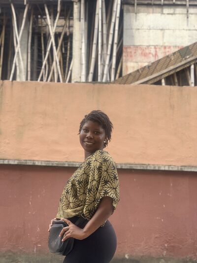  Lagos,   Stella, 21 ,   c 