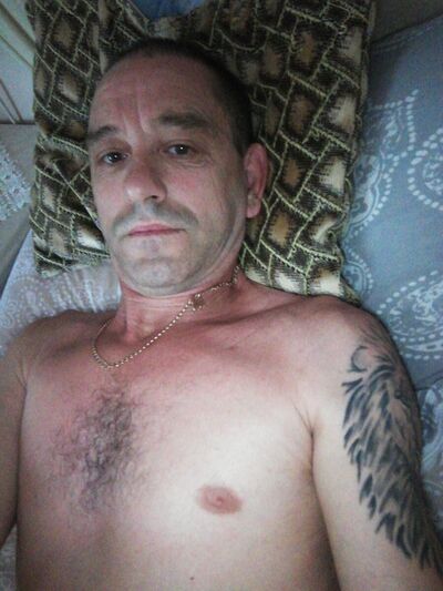  ,   Peti, 49 ,   , 