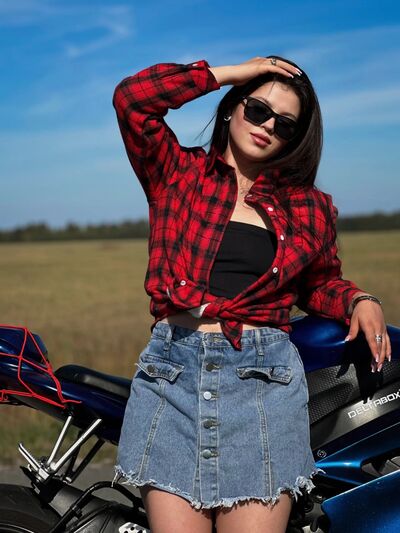  ,   Nyrocka, 27 ,   